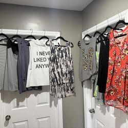 Women’s Sleeveless Tops Size Small & Medium (9 Pieces)