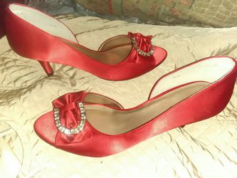 Women\'s Red Satin Vigotti Metis Heels Shoes