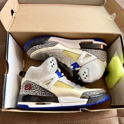 Jordan’s 6.5y With Extra Laces And Original Box 