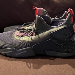 Nike Size 7 Huarache By Nike 