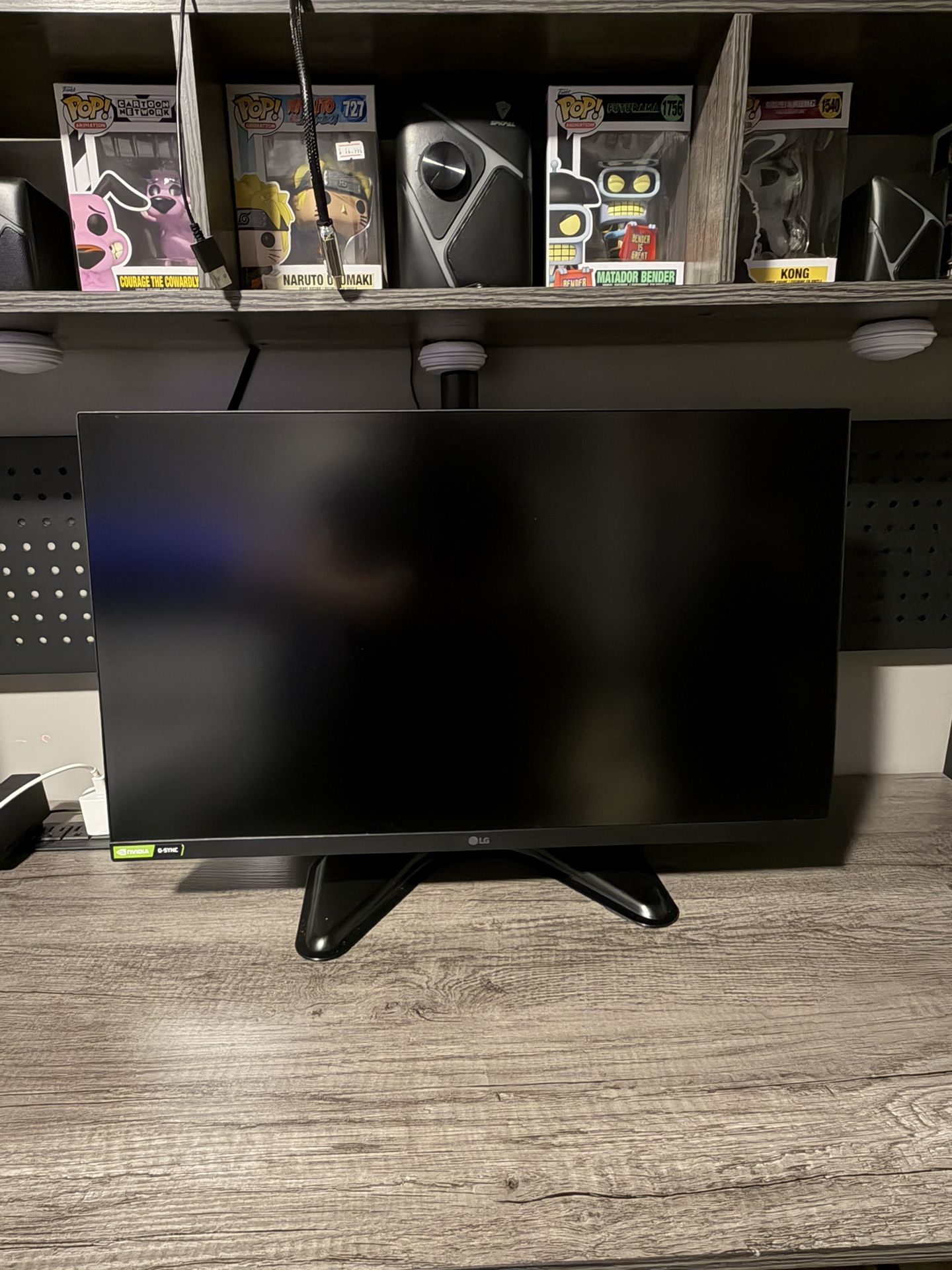 27’ gaming monitor