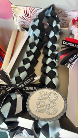 Graduation leis
