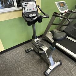 True Cs400 Upright Bike