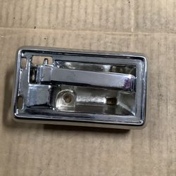 Right Inner Door Handle 