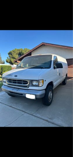 1998 Ford E-250
