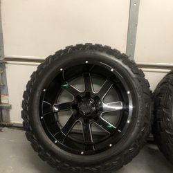 I Have These 5 Lug. Need 6 Lug Looking To Trade 