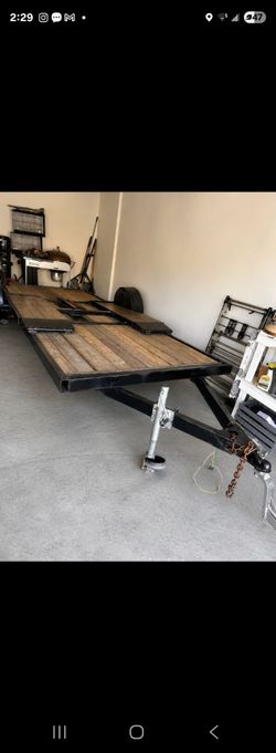 Trailer  and car lifted