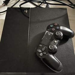 PS4 With Remote Controller 