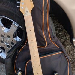 Electric Guitar,Case And Pocket Sonic Amp