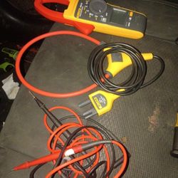 Fluke  TRMS  Clamp Meter 376 Fc