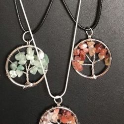 NEW QUARTZS PENDANTS  SALE $10 Each 🍀