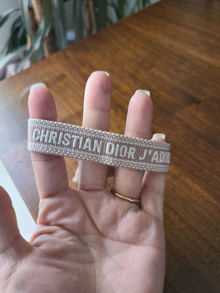 Bracelet