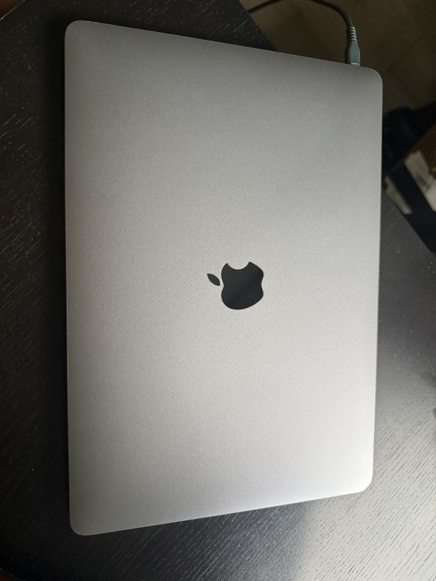 2020 MacBook Air M1 Chip 