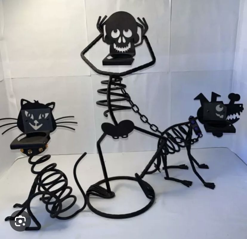 PartyLite Halloween Skeleton Mr. Bones Cat & Dog Sticks and Stones