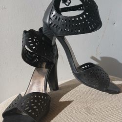 Beacon Black Heels Size 8.5