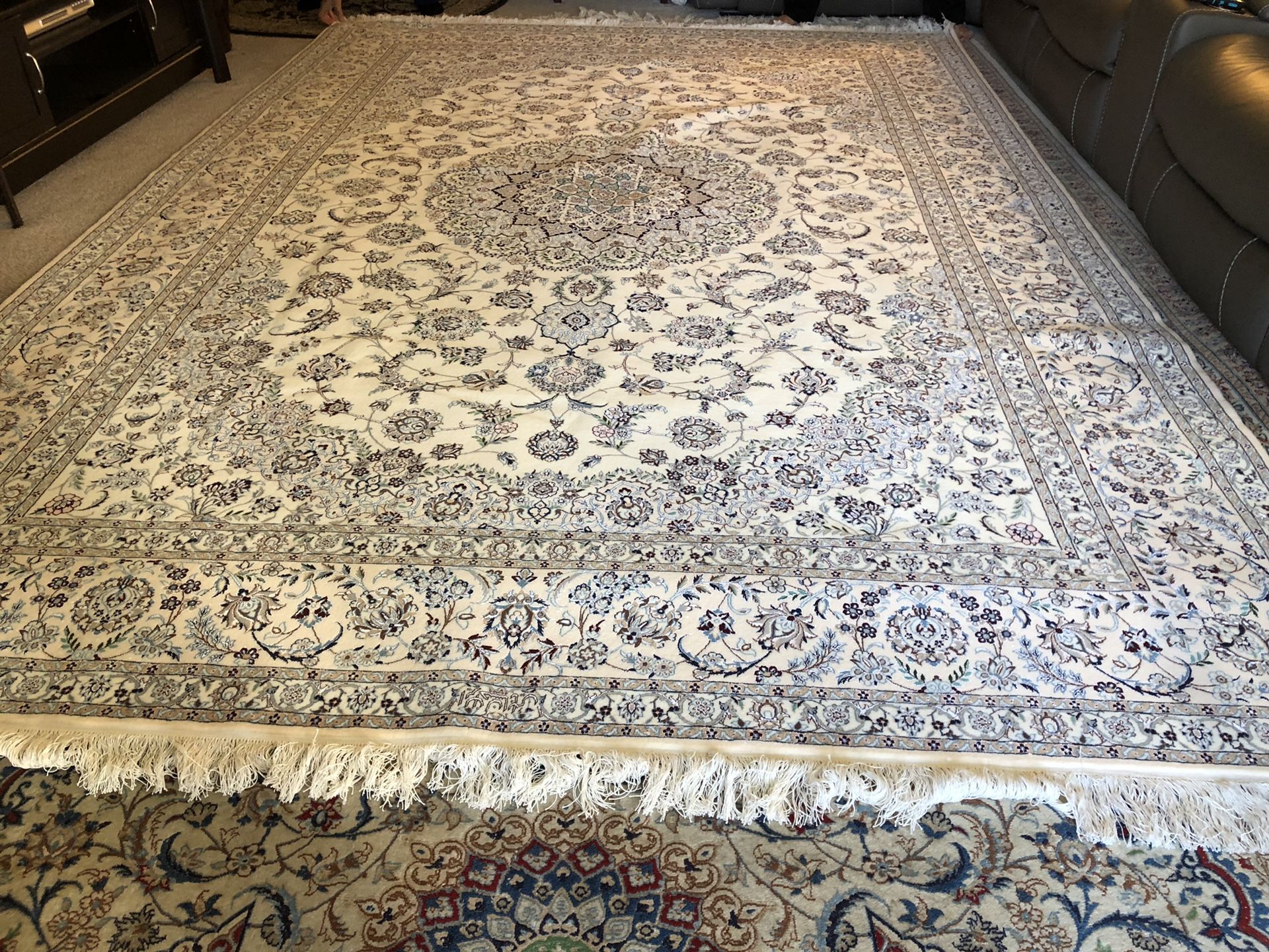 Persian rug (naeen)