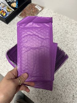 45 Bubble Mailers - Purple 7 Inch X 4 Inch 