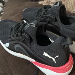 Puma Shoes Woman Size 9 