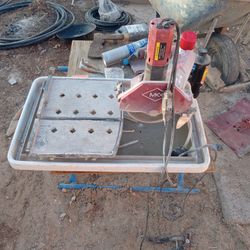 Mk 470 Tile Saw