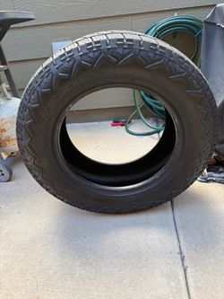 NITTO NOMAD GRAPPLER  ALL TERRAIN 265/60R18