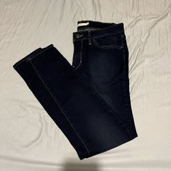 Women’s Levi Jeans 