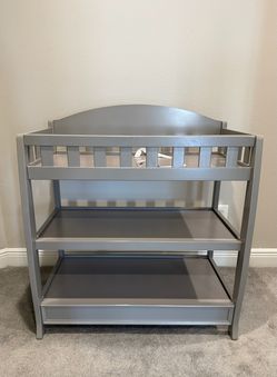 Delta Children Infant Changing Table with Pad, Grey