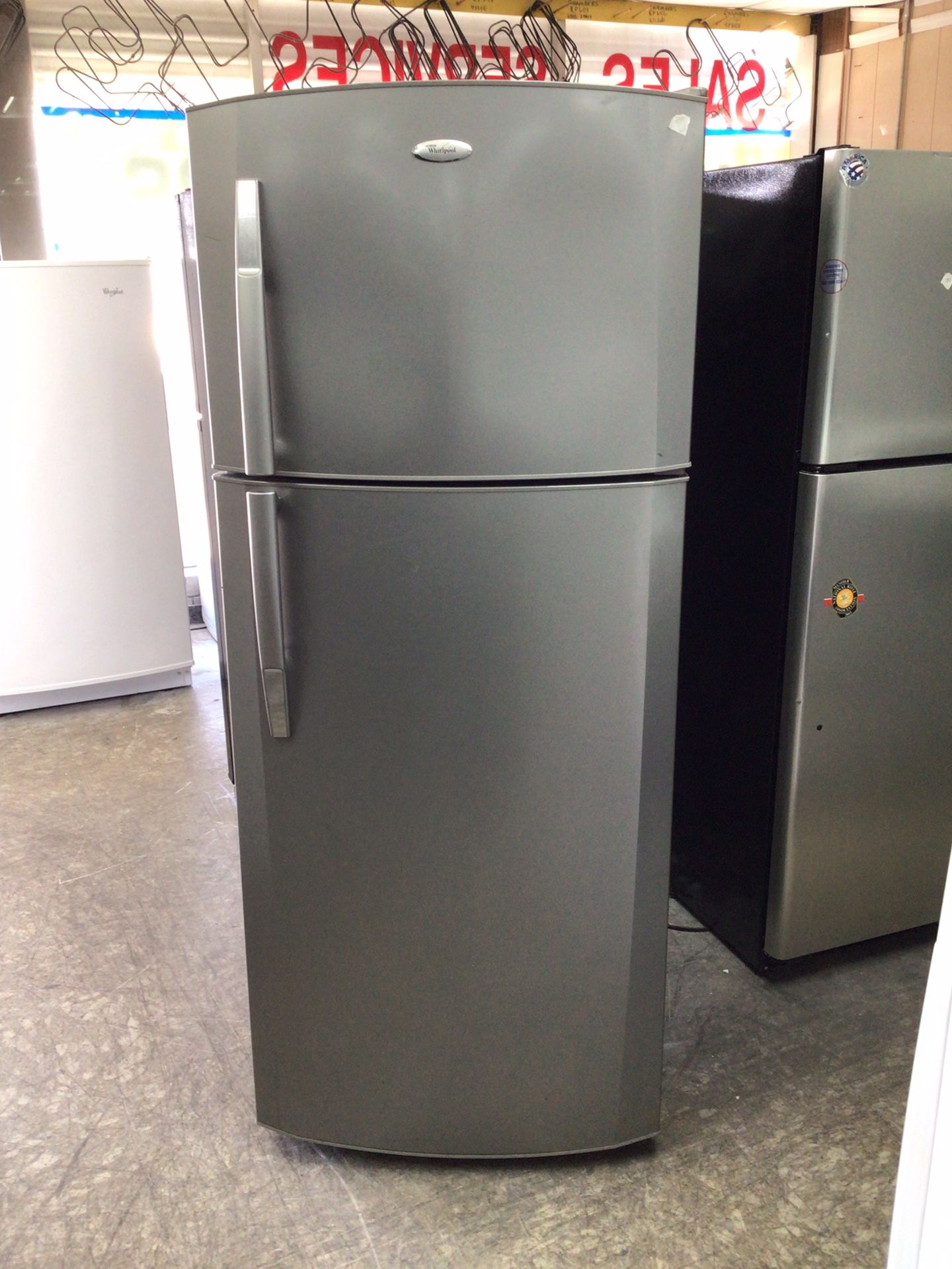 Whirlpool W8frngfvd00 Refrigerator