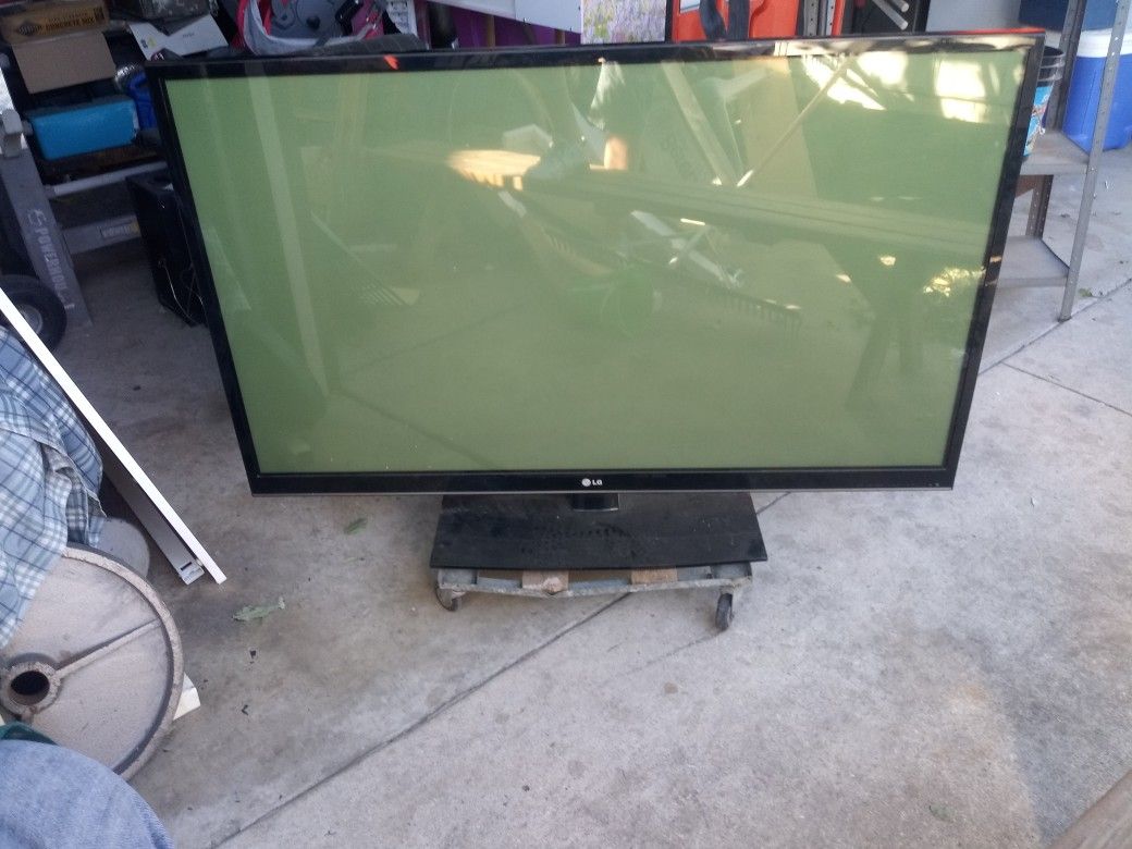 60 in LG plasma tv