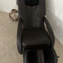 HumanTouch WholeBody® 7.1 Massage Chair