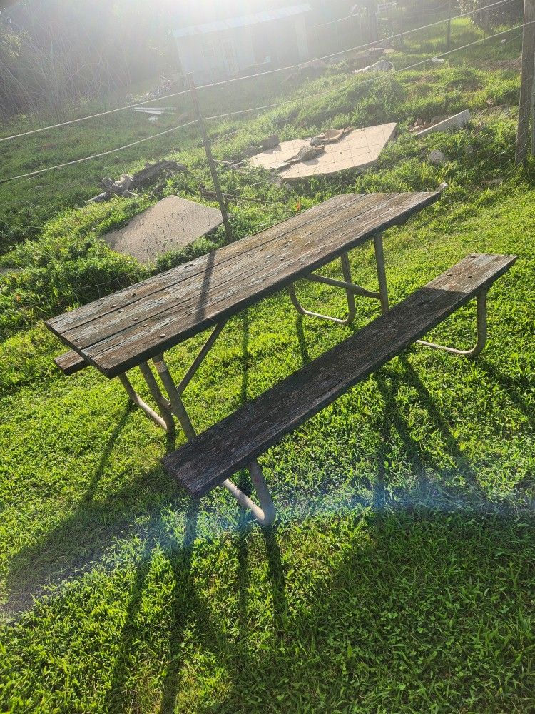 5ft Picnic Table