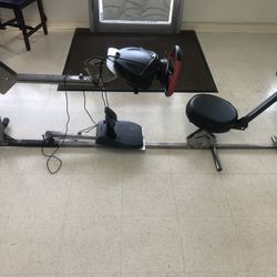 Thrustmaster 458 Spider Racing Wheel and  Racing chair