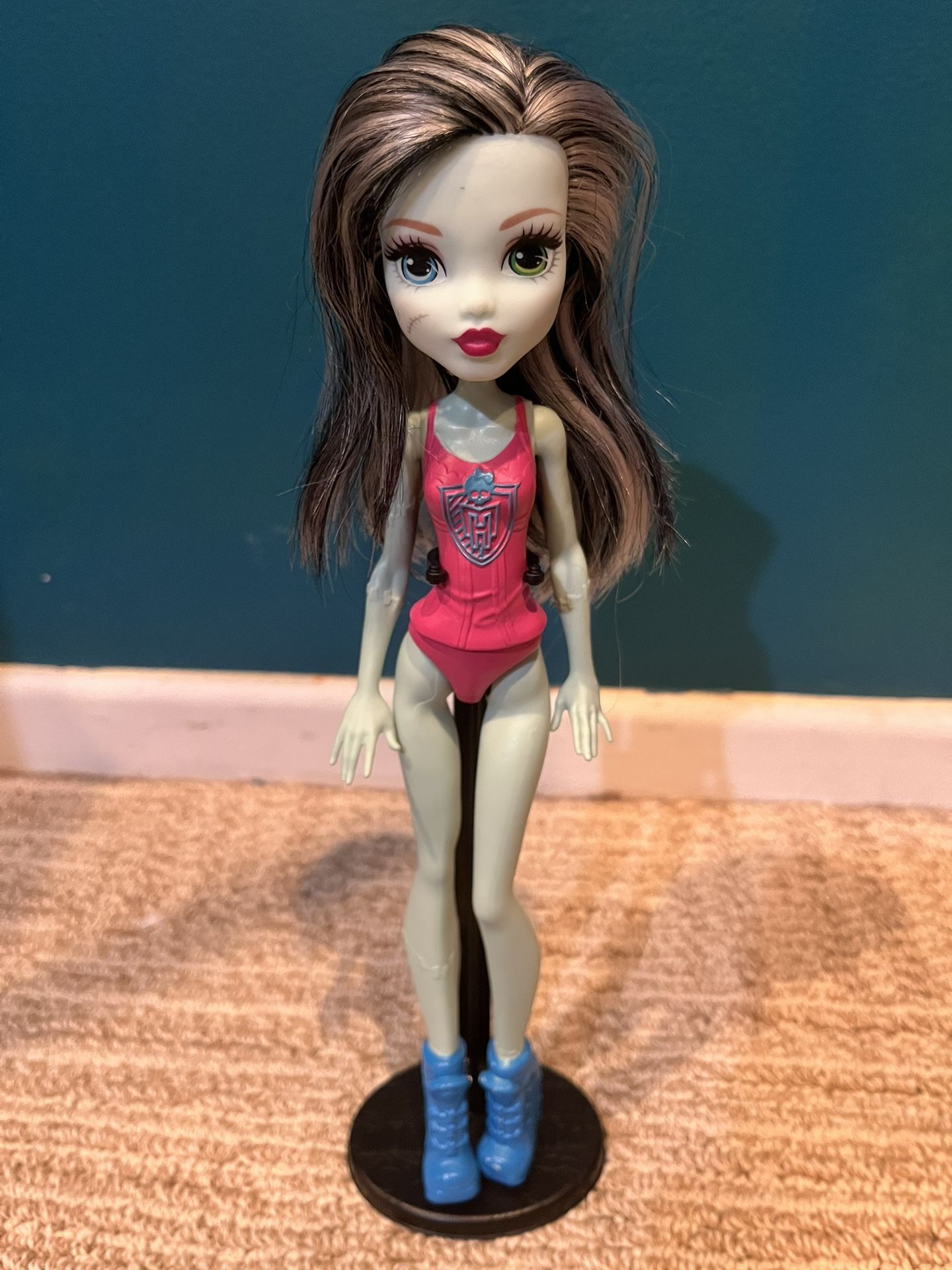 Monster High Pink Swim Doll
