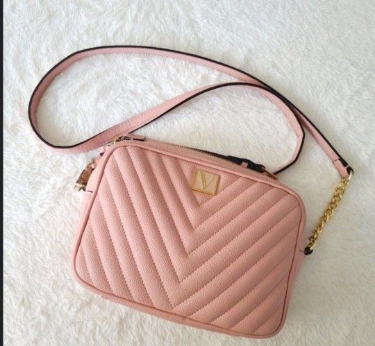 Victoria's Secret Bag Wi