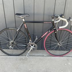 Vintage Trek 1200 Aluminum Road Bike 