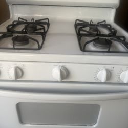 Gas stove