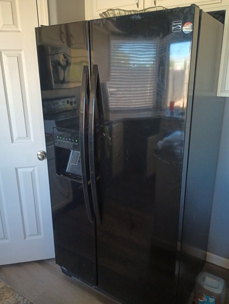 Kenmore Fridge for Sale in Chandler, AZ OfferUp