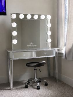 Glamorous Vanity Set