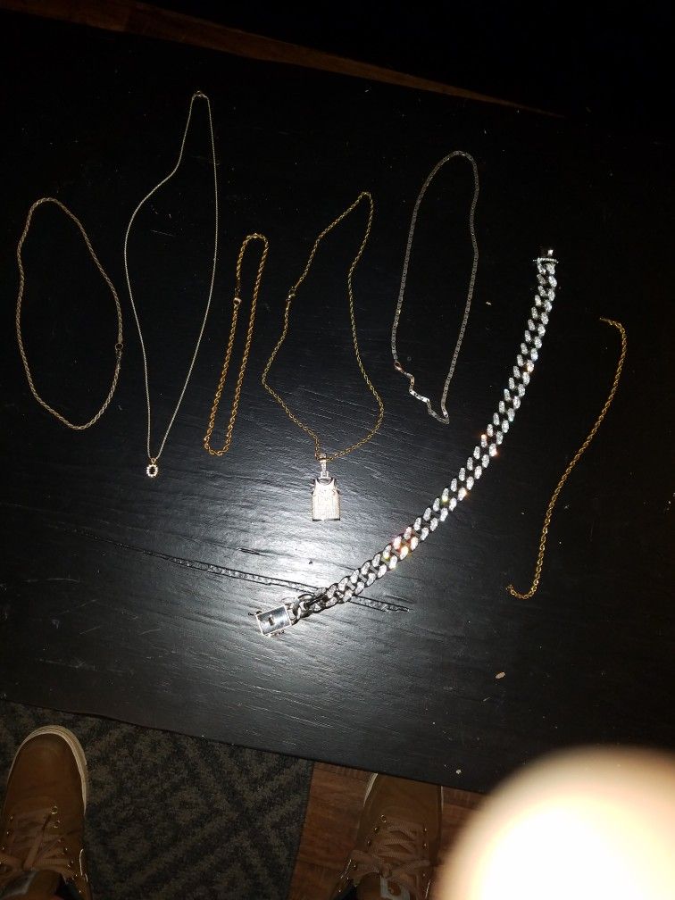 Chains Silver Gold 100 A Peice Obo