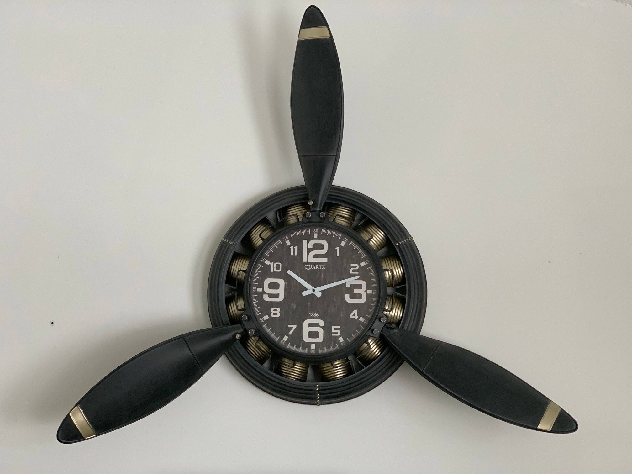 LARGE Metal Airplane Propeller Clock