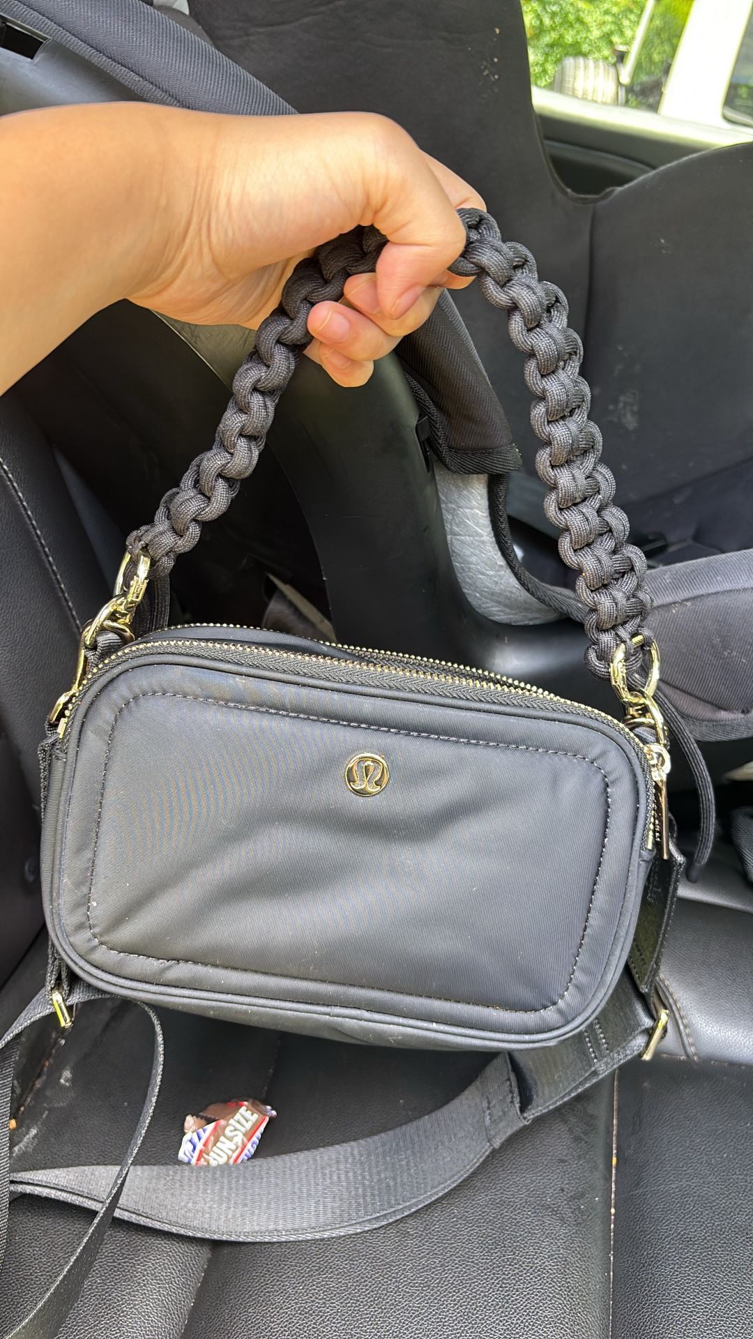 Lululemon bag