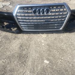 2017 - 2019 Black Audi Q7 Quattro Front Bumper & Grille 4m0807647b OEM