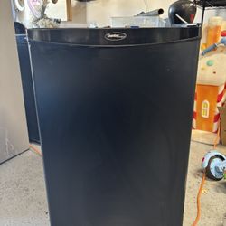 Danby Mini Fridge 
