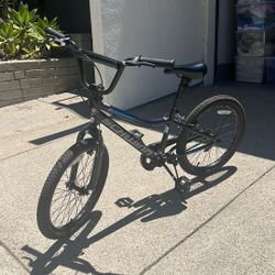 Like New Schwinn Bike 2020 In Great Condition