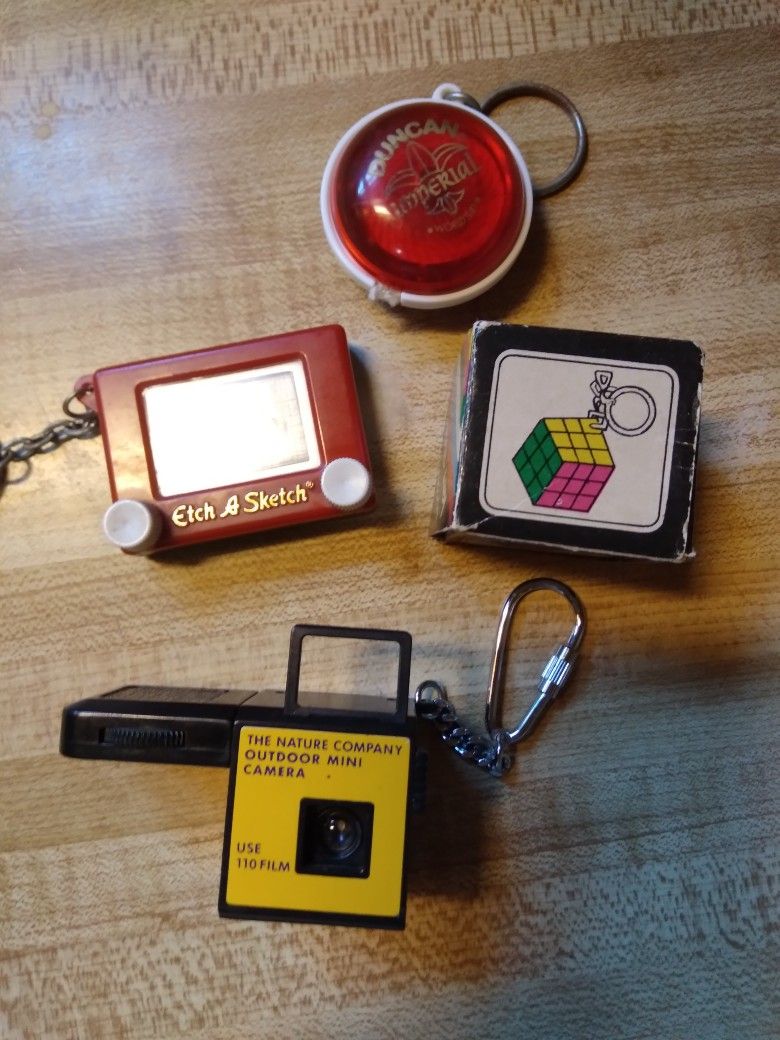 4 Vintage Collectable Keychains