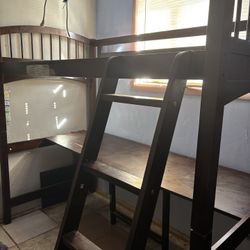 Coaster Loft Bed with desk brown L8' W5' H7'5