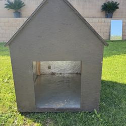 Wood-Dog House
