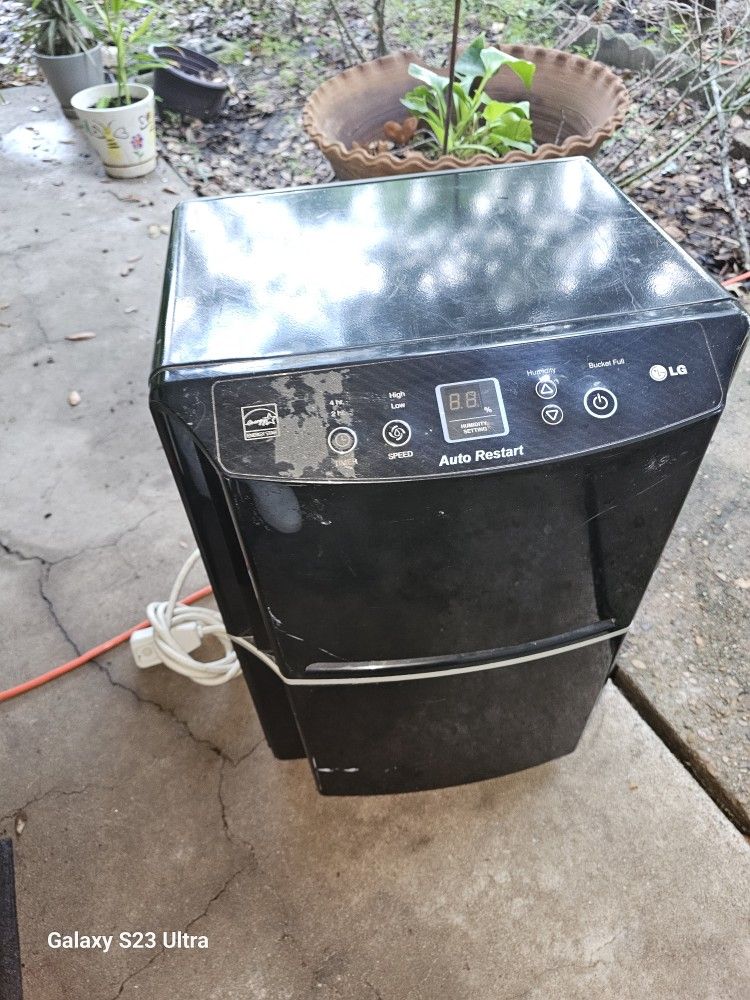 Dehumidifier/ Desumidificador