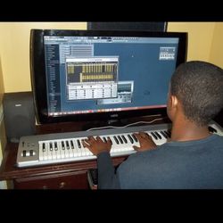 M-AUDO 88 KEYS MIDI CONTROLLER KEYBOARD $160 FINAL PRICE 