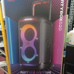 JBL Partybox 520. Rechargeable Battery.  400 Watts . Free 🎤 🎤.  Brand New SEALED 