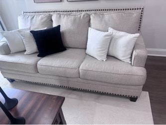 Modern Beige Sofa Couch – Clean & Comfortable